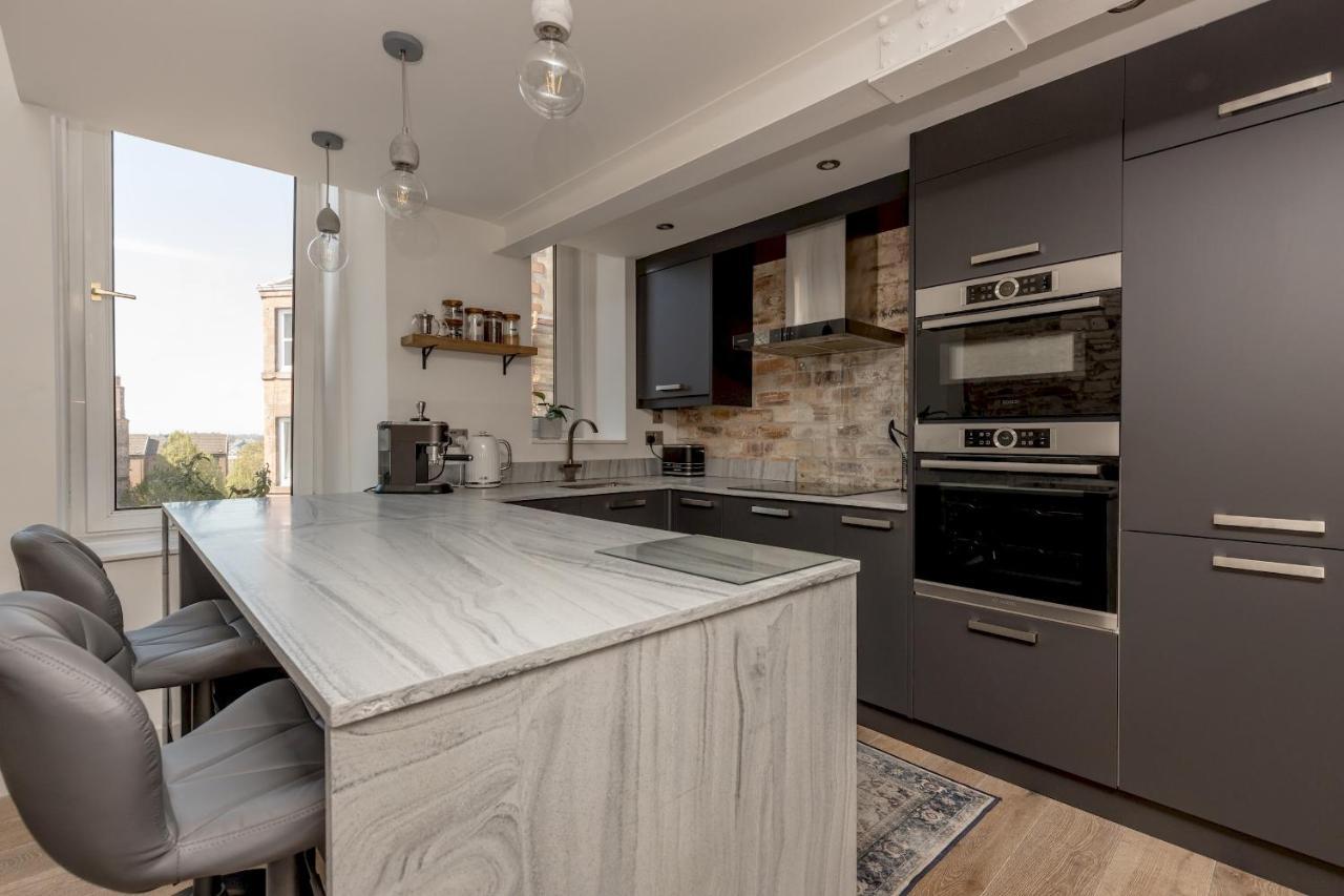 Pass The Keys Stunning 3 Bed Loft Style Apt With Free Parking EDI Exterior foto